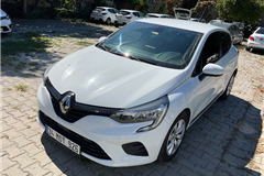 4 - 2021 Renault Clio 1.0 SCe Joy 
