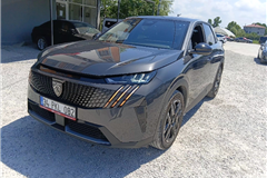 73 - 2025 Peugeot 3008 1.2 Hybrid Allure YENİ