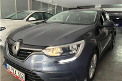 172 - 2025 Renault Megane 1.3 TCe Touch 