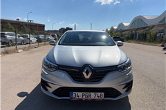 66 - 2025 Renault Megane 1.3 TCe Touch 
