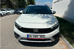 173 - 2023 Fiat Egea Cross 1.6 Multijet Lounge 