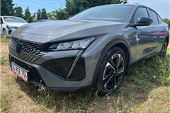 166 - 2025 Peugeot 408 1.2 Puretech Allure 