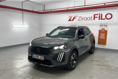 40 - 2025 Peugeot 2008  1.2 HYBRID ALLURE 