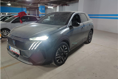 28 - 2025 Peugeot 3008 1.2 Hybrid Allure YENİ