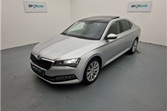 2 - 2023 Skoda Superb 1.5 TSI Prestige 