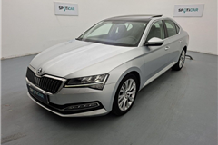 9 - 2023 Skoda Superb 1.5 TSI Prestige 