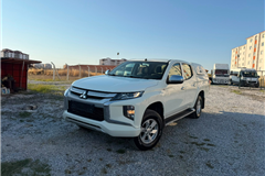 148 - 2020 Mitsubishi L 200 4x4 Storm 