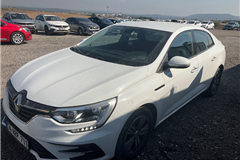 3 - 2023 Renault Megane 1.3 TCe Touch 