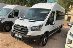 28 - 2020 Ford Transit 440E Delux 16+1