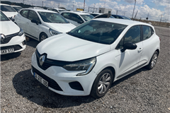 4 - 2023 Renault Clio 1.0 SCe Joy 