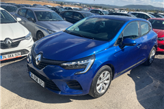 13 - 2022 Renault Clio 1.0 TCe Joy TESLA