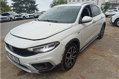 65 - 2023 Fiat Egea Cross 1.6 Multijet Lounge 