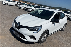 1 - 2023 Renault Clio 1.0 TCe Joy 