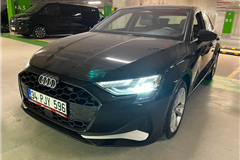 93 - 2025 Audi A3 A3 Sedan 35 TFSI Advanced 