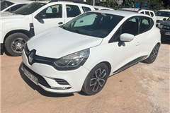 6 - 2019 Renault Clio 1.5 dCi Touch 