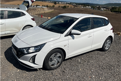 8 - 2024 Hyundai i20 1.0 T Jump NAV.