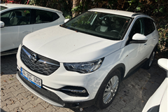 24 - 2020 Opel Grandland X 1.2 Enjoy 