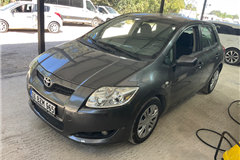 5 - 2008 Toyota Auris 1.4 D-4D Comfort 
