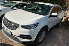 25 - 2020 Opel Grandland X 1.2 Enjoy 