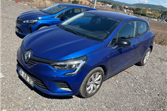3 - 2023 Renault Clio 1.0 TCe Joy 