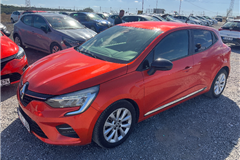 29 - 2023 Renault Clio 1.0 TCe Touch ÇELİK