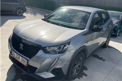 43 - 2023 Peugeot 2008 1.5 BlueHDI 