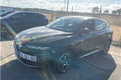 15 - 2023 Alfa Romeo Tonale 1.6 D Ti 