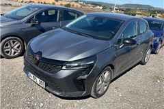 2 - 2024 Renault Clio 1.0 TCe EVOLUTION  
