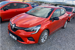 44 - 2023 Renault Clio 1.0 TCe Touch ÇELİK