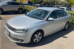 9 - 2012 Volkswagen Jetta 1.4 TSI Comfortline 