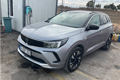 11 - 2023 Opel Grandland 1.5 D Elegance 