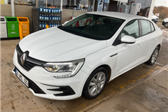 60 - 2023 Renault Megane 1.3 TCe Joy 