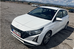 27 - 2025 Hyundai i20 1.0 T-GDI JUMP 