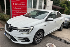 5 - 2025 Renault Megane 1.3 TCe Icon 