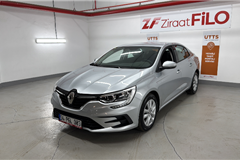 87 - 2025 Renault Megane 1.3 TCe Touch 