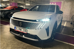 61 - 2026 Peugeot 3008 1.2 Hybrid Allure BUSINESS