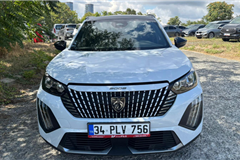 55 - 2026 Peugeot 2008  1.2 HYBRID ALLURE 