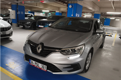 85 - 2025 Renault Megane 1.3 TCe Touch 