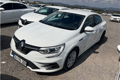 8 - 2022 Renault Megane 1.3 TCe Joy Comfort 