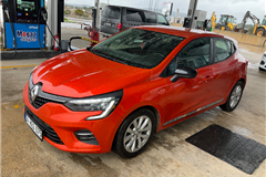 4 - 2023 Renault Clio 1.0 TCe Touch 