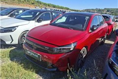 5 - 2025 Opel Corsa 1.2 GS 1.2