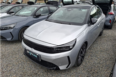 3 - 2025 Opel Corsa 1.2 GS 1.2