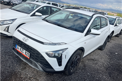 12 - 2024 Hyundai Bayon 1.4 MPI Jump 