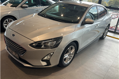 10 - 2021 Ford Focus 1.5 TDCi Trend X 