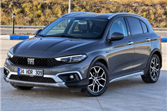 74 - 2023 Fiat Egea Cross 1.6 Multijet Lounge 