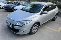 66 - 2013 Renault Megane 1.5 dCi Sport Tourer Extreme 