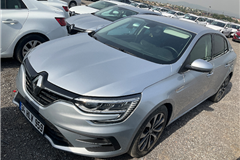 34 - 2023 Renault Megane 1.3 TCe Icon 