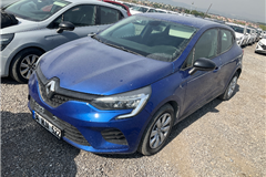 13 - 2023 Renault Clio 1.0 TCe Joy 