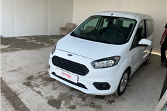 137 - 2022 Ford Tourneo Courier 1.5 TDCi Delux 