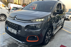 2023 Citroen Berlingo 1.5 BlueHDI Shine Bold 